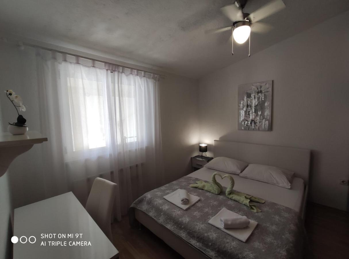 Apartment Burich Makarska Esterno foto