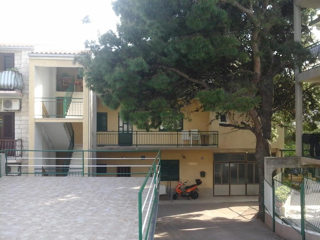 Apartment Burich Makarska Esterno foto